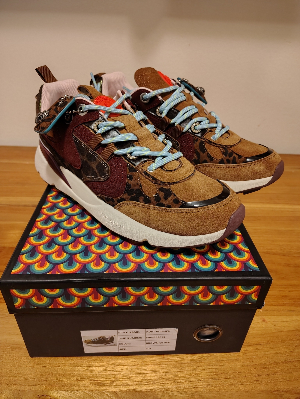 Kurt Geiger Runner Sneakers Size 40 NWT
